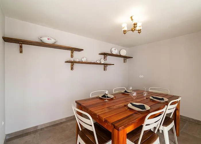 Casa Da Avolita, By Rent2u, Lda Villa Arco da Calheta (Madeira)