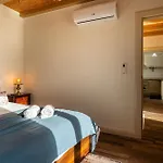 Villa Casa Da Avolita, By Rent2u, Lda *